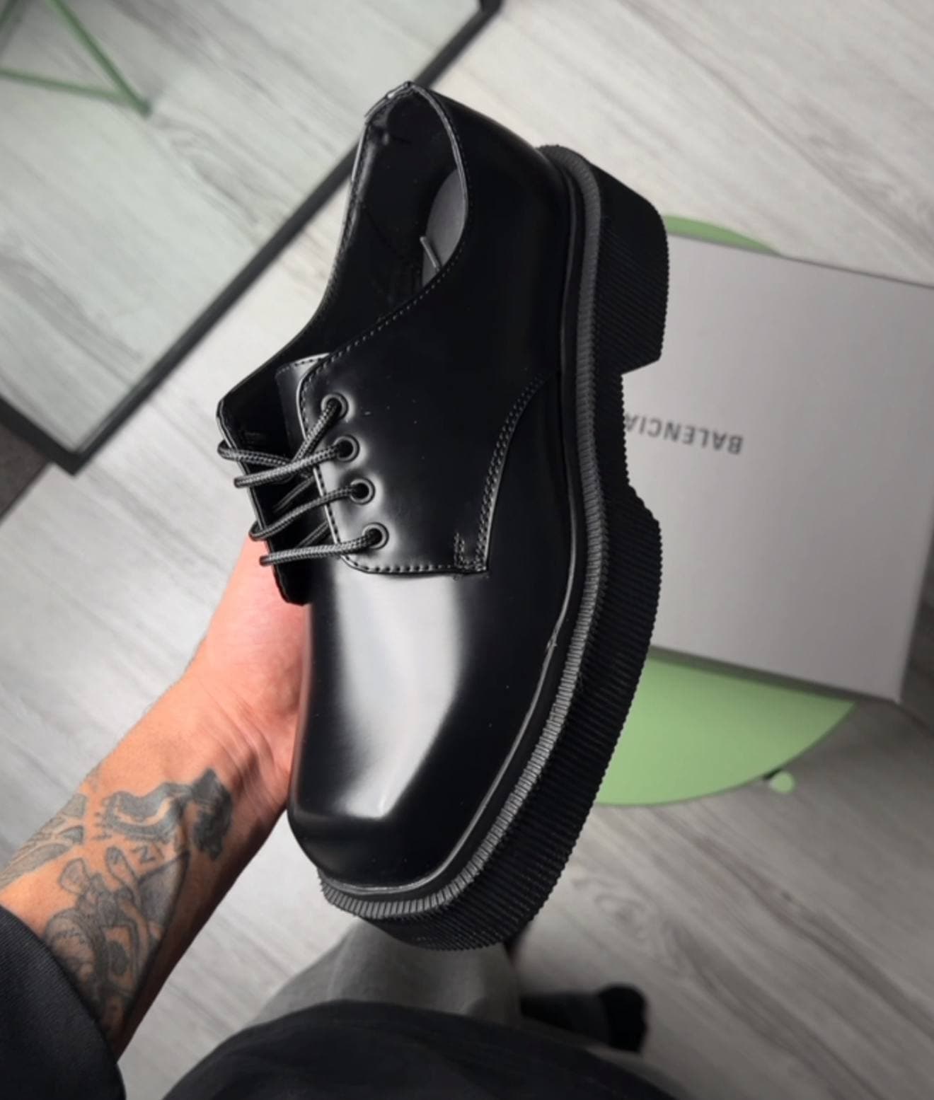 لوفر شاخدار مربعی